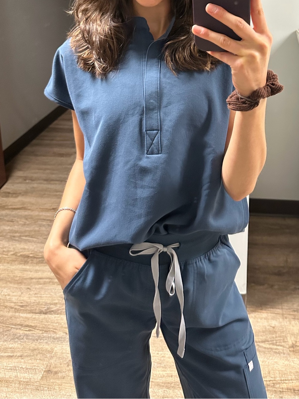 Figs Scrubs Set - Picture 2 of 2